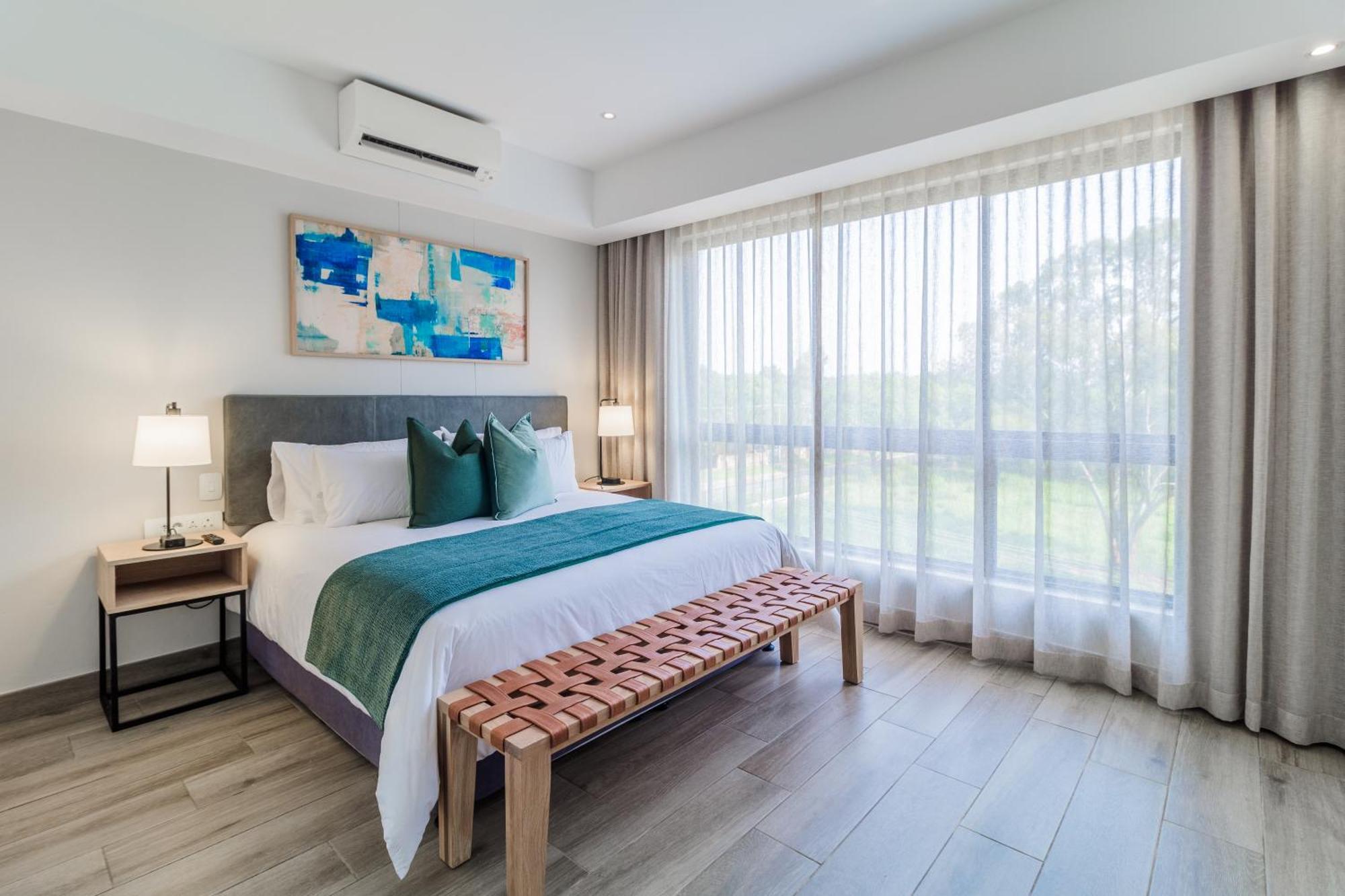 Stay Menlyn Претория Экстерьер фото