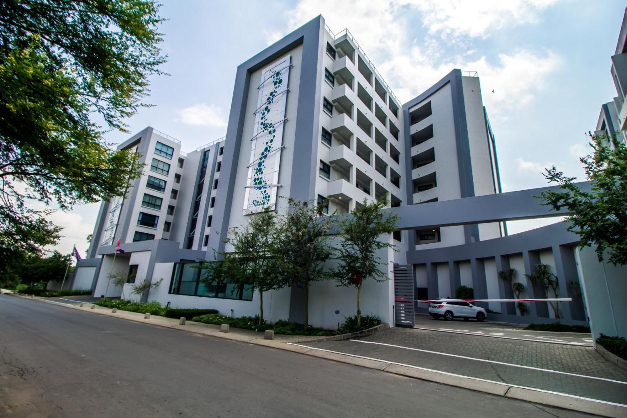 Stay Menlyn Претория Экстерьер фото